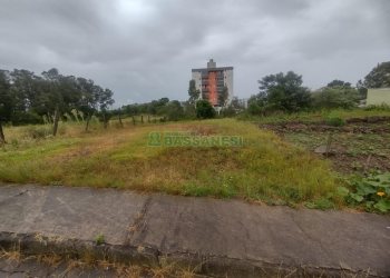 Terreno, no bairro Desvio Rizzo em Caxias do Sul para Comprar