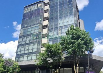 Sala com 70m², no bairro Centro em Caxias do Sul para Alugar