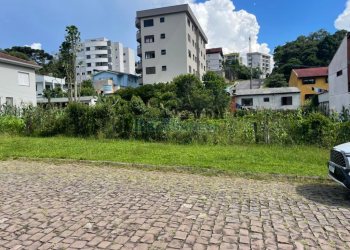 Terreno com 406m², no bairro Jardim Eldorado em Caxias do Sul para Comprar