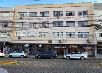 Apto Mobiliado com 110m², 3 dormitórios, no bairro São Pelegrino em Caxias do Sul para Alugar