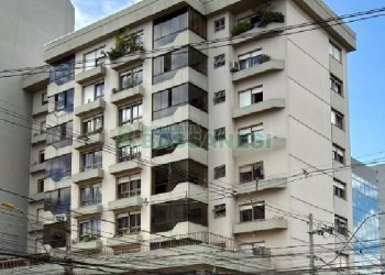 Apartamento com 124m², 3 dormitórios, 1 vaga, no bairro Centro em Caxias do Sul para Comprar
