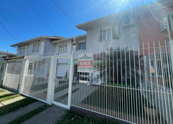 Sobrado com 100m², 3 dormitórios, 2 vagas, no bairro Cidade Nova em Caxias do Sul para Comprar