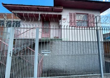 Casa com 209m², 3 dormitórios, 1 vaga, no bairro Bela Vista em Caxias do Sul para Comprar