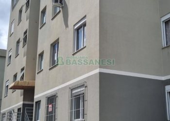 Apartamento com 41m², 2 dormitórios, 1 vaga, no bairro Parque Oasis em Caxias do Sul para Comprar