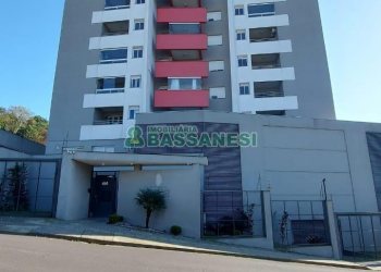 Apartamento com 70m², 2 dormitórios, 2 vagas, no bairro Lourdes em Caxias do Sul para Alugar