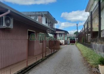 Casa com 90m², 2 dormitórios, 1 vaga, no bairro Jardim Eldorado em Caxias do Sul para Alugar