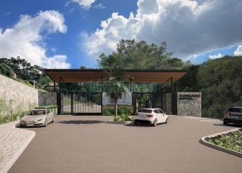 Terreno com 2800m², no bairro Linha 40 em Caxias do Sul para Comprar