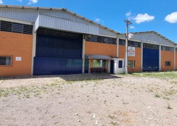 Pavilhão com 2100m², no bairro Linha 40 em Caxias do Sul para Comprar