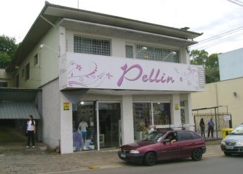 Loja com 115m², no bairro Pio X em Caxias do Sul para Alugar