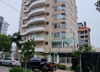 Apartamento com 179m², 3 dormitórios, 3 vagas, no bairro Exposição em Caxias do Sul para Comprar