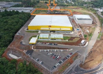 Pavilhão com 7500m², no bairro Industrial em Caxias do Sul para Alugar