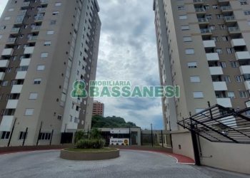 Apartamento com 65m², 2 dormitórios, 1 vaga, no bairro Panazzolo em Caxias do Sul para Alugar