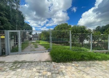 Terreno, no bairro Cinqüentenário em Caxias do Sul para Comprar
