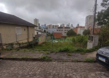Terreno, no bairro São Leopoldo em Caxias do Sul para Comprar