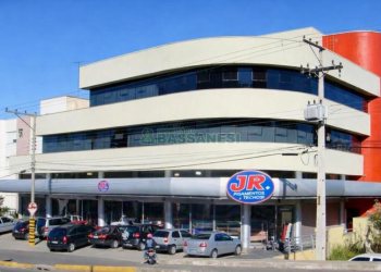 Predio com 2500m², 23 vagas, no bairro Lourdes em Caxias do Sul para Alugar