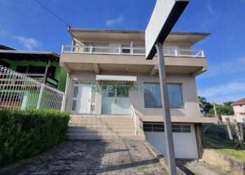 Casa com 100m², 2 dormitórios, no bairro Fatima em Caxias do Sul para Alugar