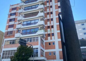 Apartamento com 237m², 3 dormitórios, 4 vagas, no bairro São Pelegrino em Caxias do Sul para Comprar