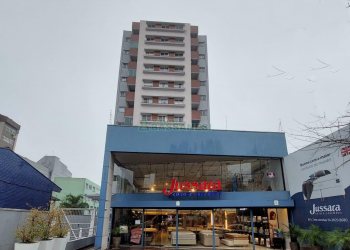Apto Mobiliado com 60m², 1 dormitório, 1 vaga, no bairro Lourdes em Caxias do Sul para Alugar