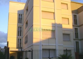 Apartamento com 75m², 3 dormitórios, 1 vaga, no bairro Pio X em Caxias do Sul para Alugar
