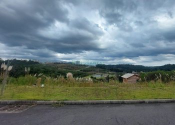 Terreno, no bairro São Giácomo em Caxias do Sul para Comprar