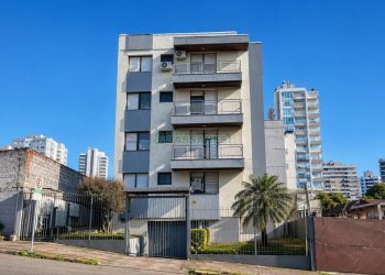 Apto Mobiliado com 80m², 2 dormitórios, 1 vaga, no bairro Centro em Caxias do Sul para Alugar