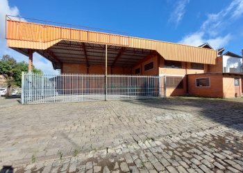 Pavilhão com 361m², no bairro Interlagos em Caxias do Sul para Alugar