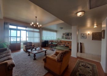 Apartamento com 236m², 4 dormitórios, 4 vagas, no bairro Exposição em Caxias do Sul para Comprar