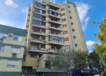 Apartamento com 108m², 3 dormitórios, 2 vagas, no bairro São Pelegrino em Caxias do Sul para Alugar