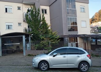 Apartamento com 48m², 2 dormitórios, 1 vaga, no bairro Desvio Rizzo em Caxias do Sul para Comprar