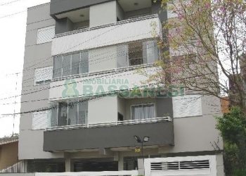 Apartamento com 55m², 2 dormitórios, 1 vaga, no bairro Nossa Senhora da Saúde em Caxias do Sul para Alugar