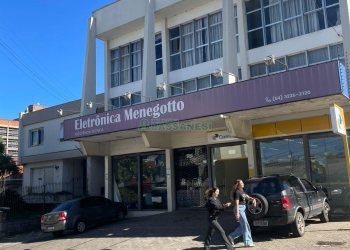 Predio com 957m², no bairro Rio Branco em Caxias do Sul para Comprar