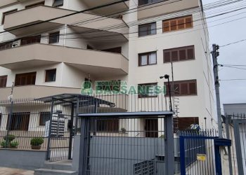 Apartamento com 110m², 3 dormitórios, 2 vagas, no bairro Pio X em Caxias do Sul para Alugar