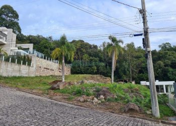 Terreno, no bairro Linha 40 em Caxias do Sul para Comprar