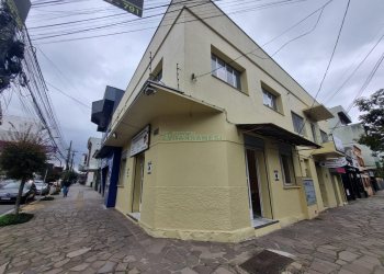 Sala, no bairro Centro em Caxias do Sul para Alugar