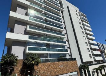 Apartamento com 161m², 3 dormitórios, 3 vagas, no bairro Exposição em Caxias do Sul para Comprar