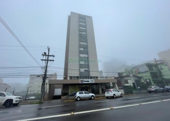 Apartamento com 60m², 2 dormitórios, 1 vaga, no bairro São Pelegrino em Caxias do Sul para Comprar