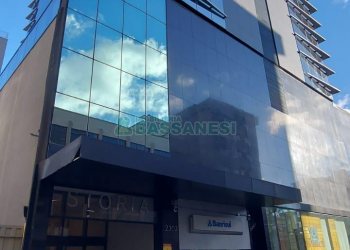 Sala com 49m², 1 vaga, no bairro Centro em Caxias do Sul para Alugar