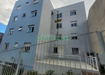 Apto Mobiliado com 70m², 2 dormitórios, 1 vaga, no bairro Vinhedos em Caxias do Sul para Alugar