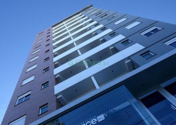 Apartamento com 60m², 2 dormitórios, 2 vagas, no bairro Vale Verde em Caxias do Sul para Alugar