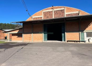 Pavilhão com 4600m², no bairro Forqueta em Caxias do Sul para Alugar