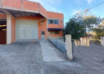 Pavilhão com 280m², no bairro Esplanada em Caxias do Sul para Alugar