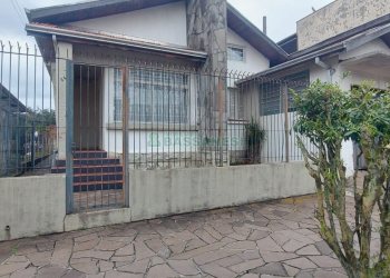 Casa com 147m², 5 dormitórios, 1 vaga, no bairro Pio X em Caxias do Sul para Alugar
