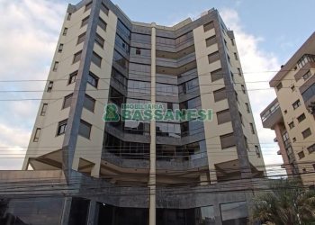 Apto Mobiliado com 126m², 3 dormitórios, 1 vaga, no bairro São Pelegrino em Caxias do Sul para Alugar
