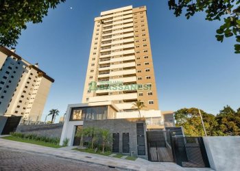 Apartamento com 94m², 3 dormitórios, 2 vagas, no bairro Panazzolo em Caxias do Sul para Comprar