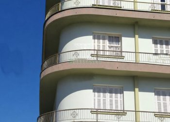 Apto Mobiliado com 185m², 4 dormitórios, no bairro Centro em Caxias do Sul para Alugar