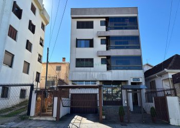 Apartamento com 110m², 3 dormitórios, 1 vaga, no bairro Rio Branco em Caxias do Sul para Alugar