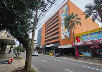 Box com 12m², no bairro Centro em Caxias do Sul para Comprar