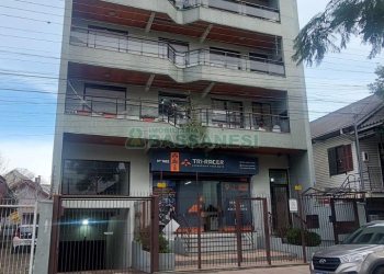 Apartamento com 106m², 3 dormitórios, 1 vaga, no bairro Centro em Caxias do Sul para Alugar