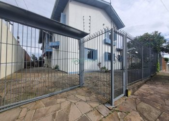 Casa Mobiliada com 200m², 3 dormitórios, 2 vagas, no bairro Santa Lúcia em Caxias do Sul para Alugar