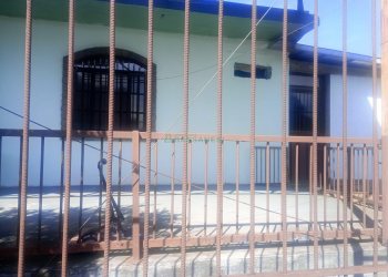 Casa com 180m², 3 dormitórios, 1 vaga, no bairro Esplanada em Caxias do Sul para Alugar